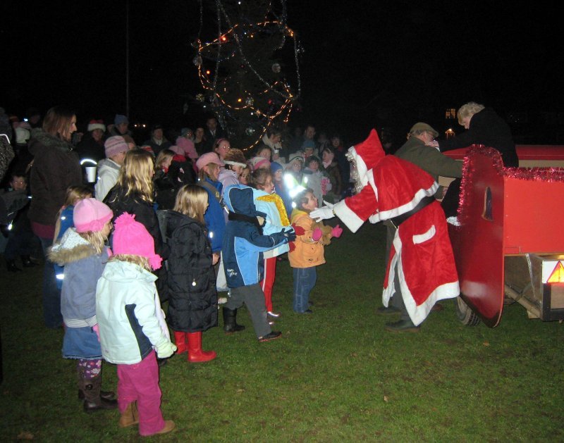 Then there were carols and some songs by the Brownies and Rainbows.